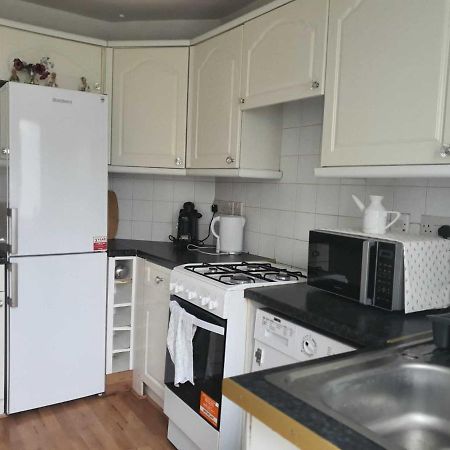 Grey Double Bedroom London Ngoại thất bức ảnh
